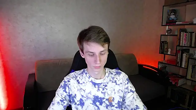 Snapshot of yes_cute_boy_ chatting on 10.05.25 yes cute boy online show from 10.05.25