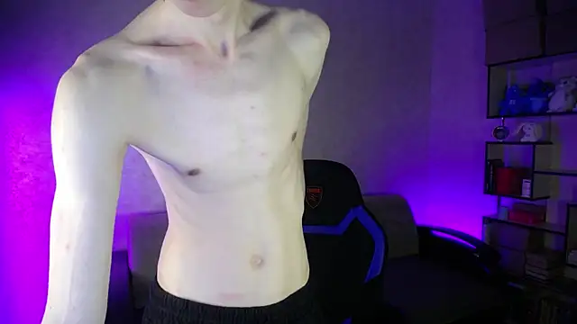 Snapshot of yes_cute_boy_ chatting on 12.16.25 yes cute boy online show from 12.16.25