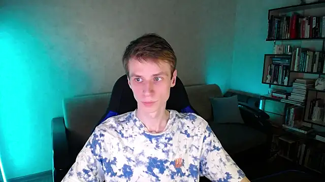 Snapshot of yes_cute_boy_ chatting on 02.18.26 yes cute boy online show from 02.18.26