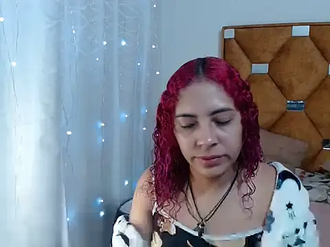 CATTALINAHOT online show from 04.17.26