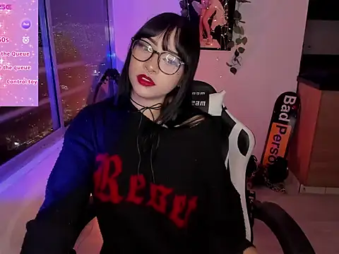 Snapshot of blackfllame chatting on 09.16.25 blackfllame online show from 09.16.25