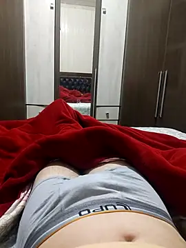 Gustavo198045 online show from 10.18.25