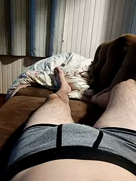 Gustavo198045 online show from 12.19.25