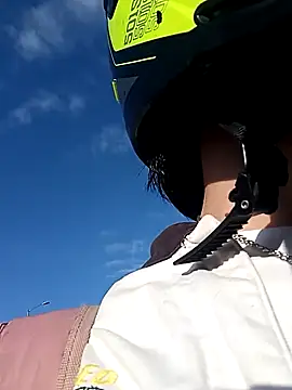 Foxxy Doll online show from 11.29.25