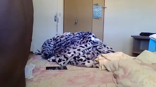 Snapshot of Ziphoo2 chatting on 11.07.25 Ziphoo2 online show from 11.07.25