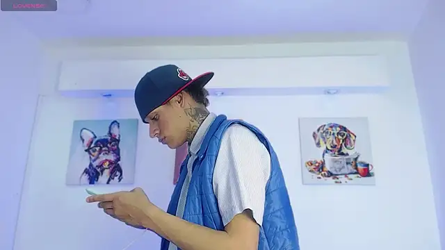 DereckStorm online show from 09.13.25