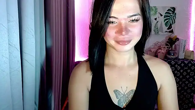 Snapshot of _SexyButterfly chatting on 10.12.25 SexyButterfly online show from 10.12.25