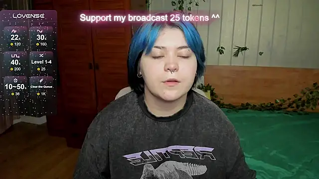 Snapshot of Alisa_Monroe chatting on 10.12.25 Alisa Monroe online show from 10.12.25