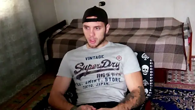 Snapshot of Jordan1Dior chatting on 10.06.25 Jordan1Dior online show from 10.06.25