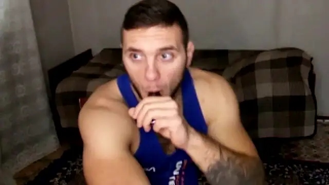 Snapshot of Jordan1Dior chatting on 10.28.25 Jordan1Dior online show from 10.28.25