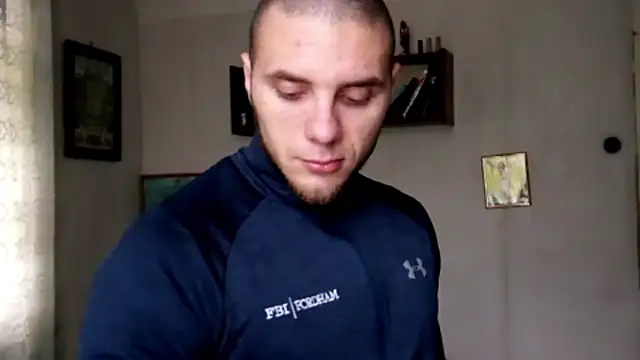 Snapshot of Jordan1Dior chatting on 11.08.25 Jordan1Dior online show from 11.08.25