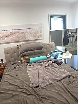 iamthepublickmasterbater online show from 11.30.25