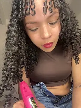 Yasmin777  online show from 04.18.26