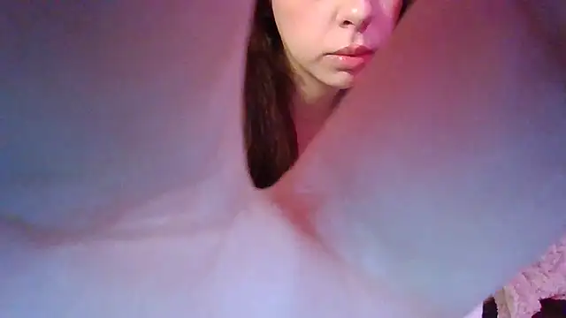 arianababyxo online show from 10.17.25