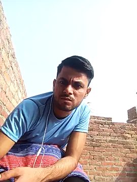 Snapshot of urdreamman chatting on 11.25.25 urdreamman online show from 11.25.25