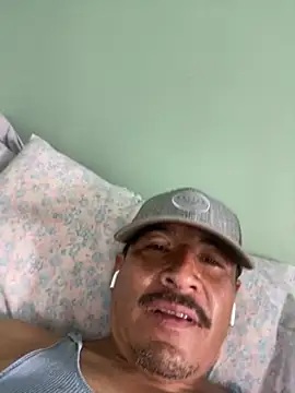 Snapshot of Chillo956 chatting on 06.15.26 Chillo956 online show from 06.15.26