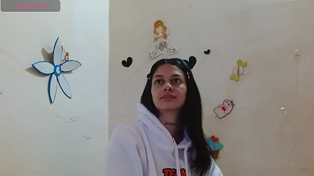 Akasha001 online show from 10.21.25