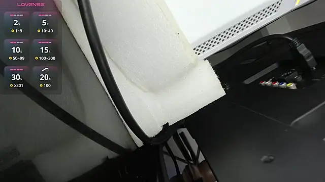 Snapshot of blue_wxw chatting on 11.11.25 blue wxw online show from 11.11.25