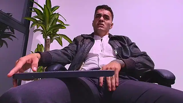 ALPHA DOMINUS  online show from 03.17.26