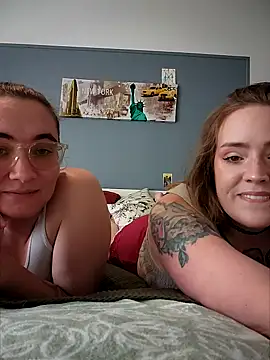 Snapshot of AndHerXO chatting on 01.15.26 AndHerXO online show from 01.15.26