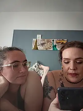 AndHerXO online show from 03.21.26