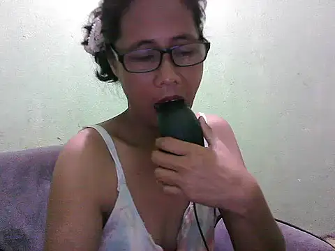 HotLadyPinay32 online show from 03.29.26