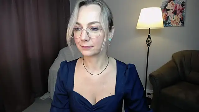 Ava Elior online show from 10.10.25