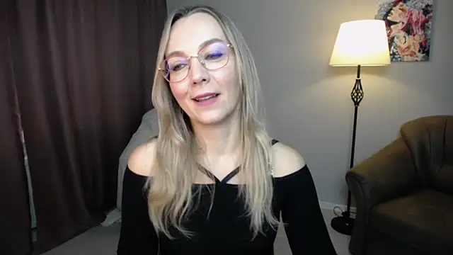 Ava Elior online show from 10.26.25