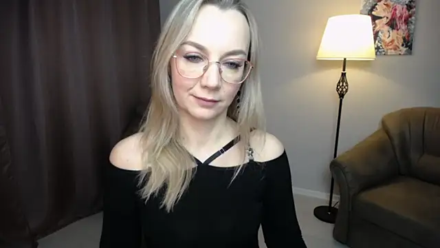 Ava Elior online show from 12.18.25