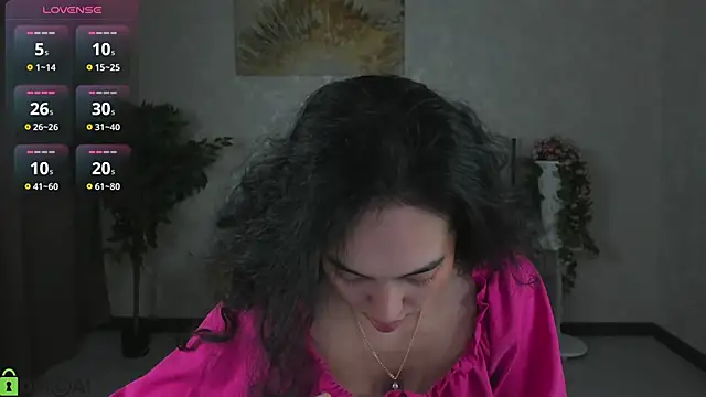 FlirtyAura online show from 02.12.26