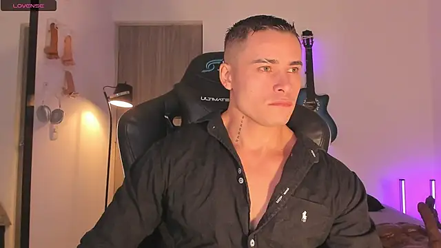 connorsmiith online show from 07.11.26