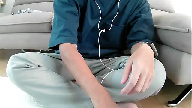 Snapshot of kyoron chatting on 06.20.26 kyoron online show from 06.20.26