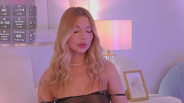 AriellaMelo online show from 10.10.25