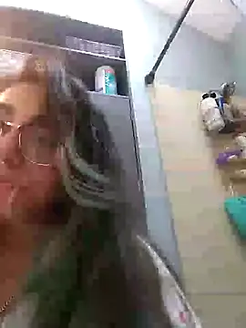 Lovelyrainn online show from 09.24.25