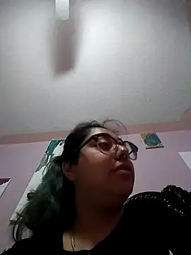 Lovelyrainn online show from 09.25.25