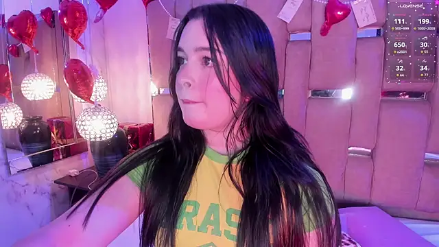 KateLee online show from 02.17.26