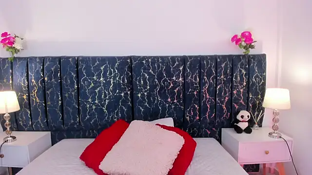 katte landerr online show from 04.13.26