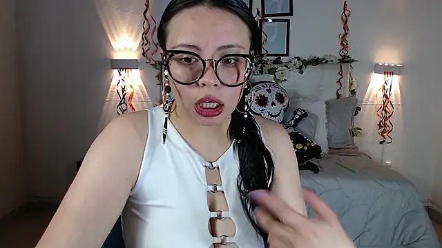 Megan 05  online show from 11.09.25