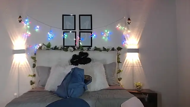 Megan 05  online show from 04.11.26