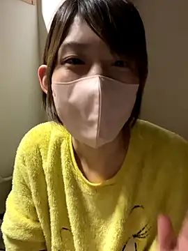 Snapshot of usako_2025 chatting on 11.15.25 usako 2025 online show from 11.15.25