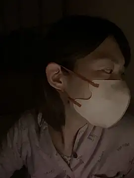 Snapshot of usako_2025 chatting on 11.27.25 usako 2025 online show from 11.27.25