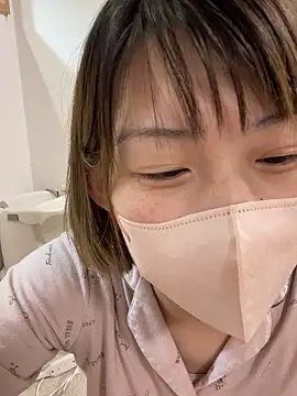 Snapshot of usako_2025 chatting on 01.11.26 usako 2025 online show from 01.11.26