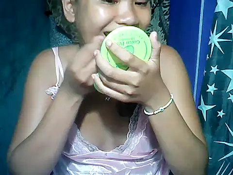 Snapshot of MorenaLovelyPinay24 chatting on 04.23.26 MorenaLovelyPinay24 online show from 04.23.26