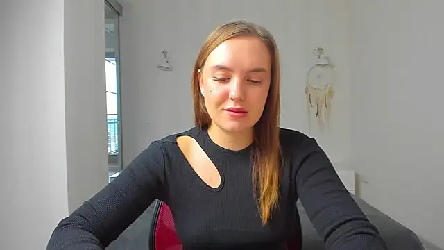 EmmaNorman online show from 10.07.25