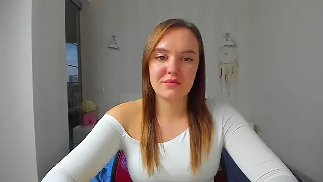 EmmaNorman online show from 10.20.25