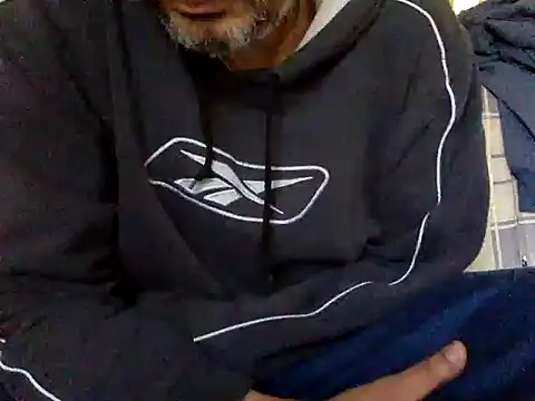 Snapshot of CaiBull chatting on 01.18.26 CaiBull online show from 01.18.26