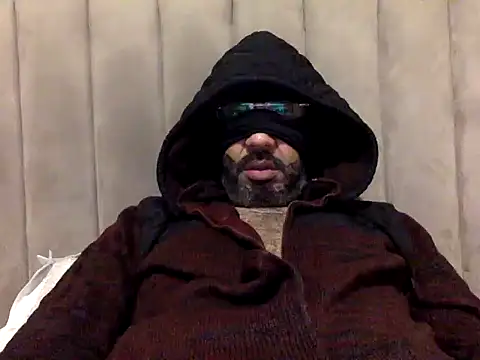 Snapshot of CaiBull chatting on 02.04.26 CaiBull online show from 02.04.26