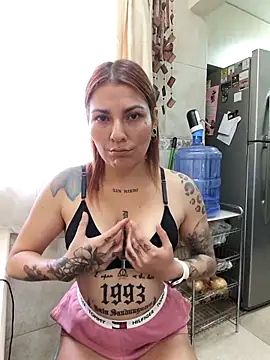 Snapshot of xjuanaxmaldadxxx chatting on 02.11.26 xjuanaxmaldadxxx online show from 02.11.26