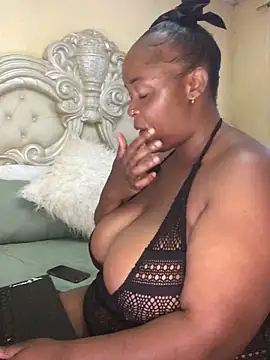 Snapshot of KINKYBOOTI22 chatting on 04.08.26 KINKYBOOTI22 online show from 04.08.26