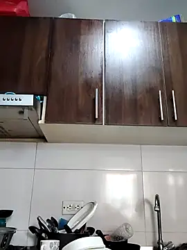 Megara 25 online show from 02.21.26